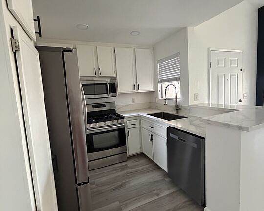 3rd image of 1200 Rodeo Dr Unit 953