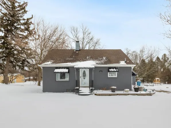 56742 Butternut Rd, South Bend, IN 46619