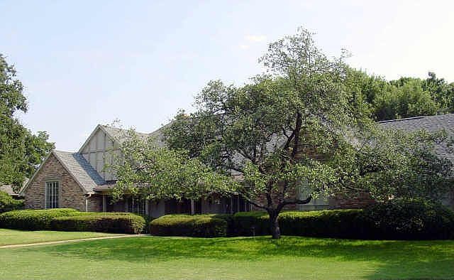 1st image of 5816 Saint Marks Cir