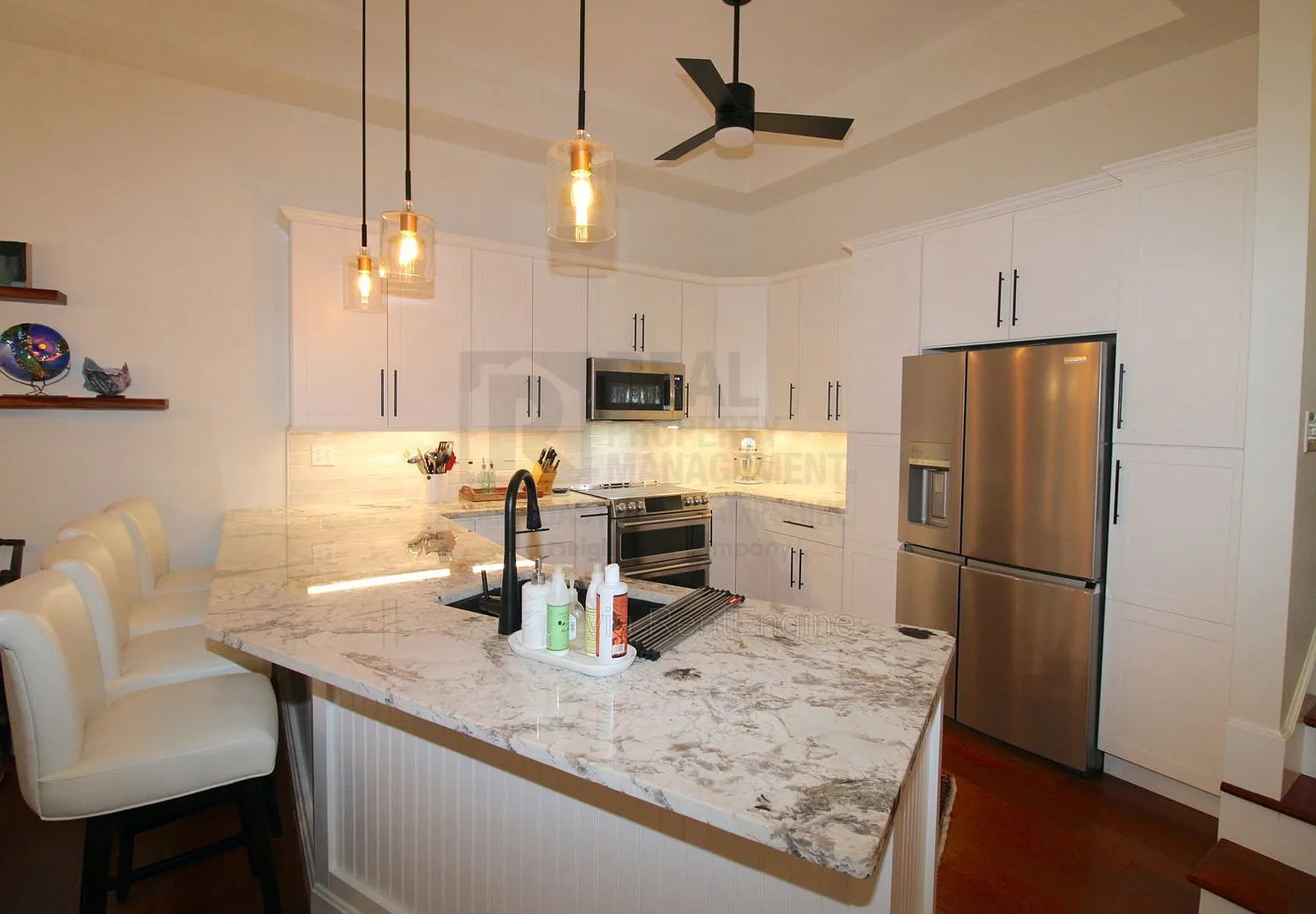 2 bed, 2.5 bath, 2454 sqft, $2,950 — Photo 4