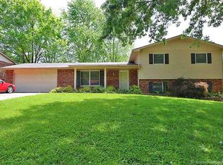 1909 Monterey Dr, Cape Girardeau, MO 63701
