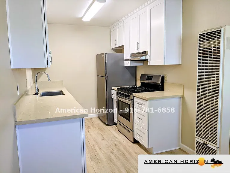 1309 Edmonton Ave #1 — Photo 2