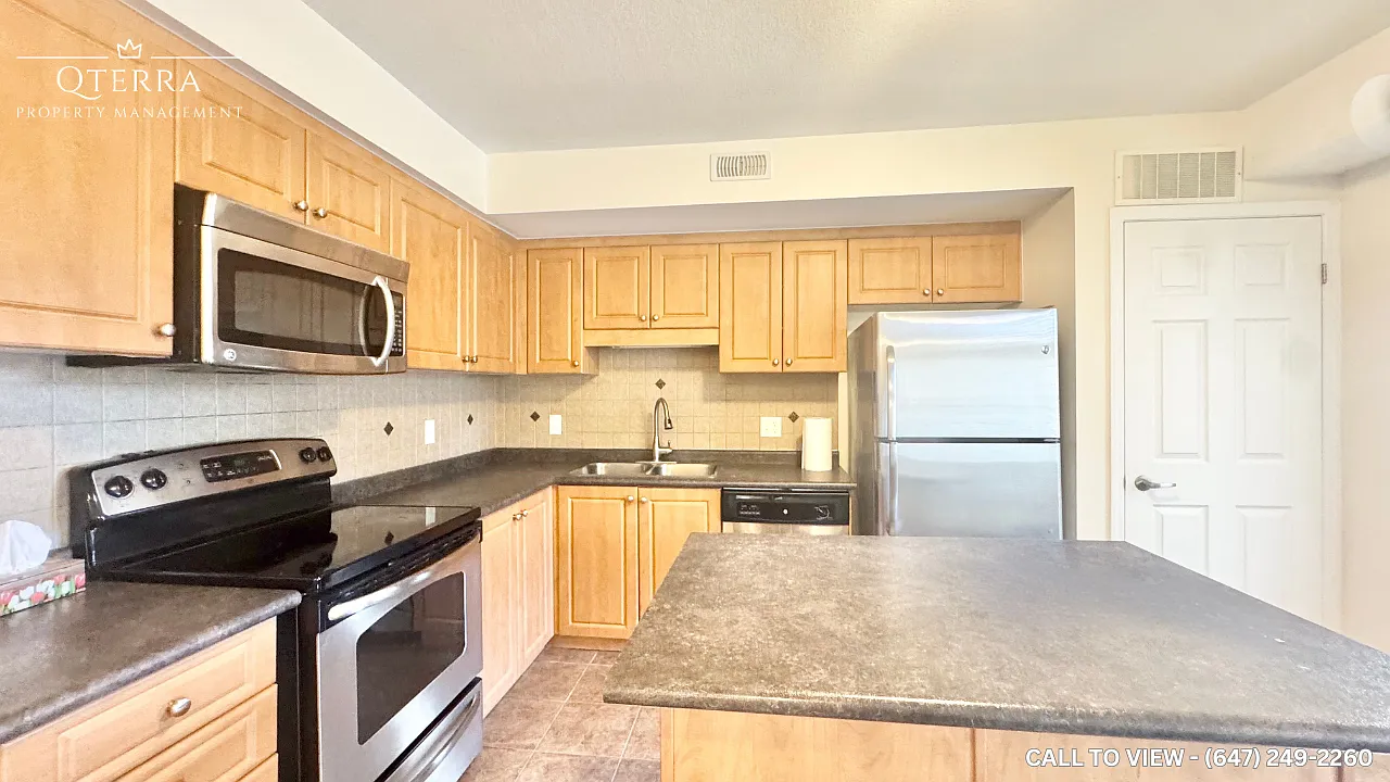 3 bed, 1236 sqft, $2,395 — Photo 3