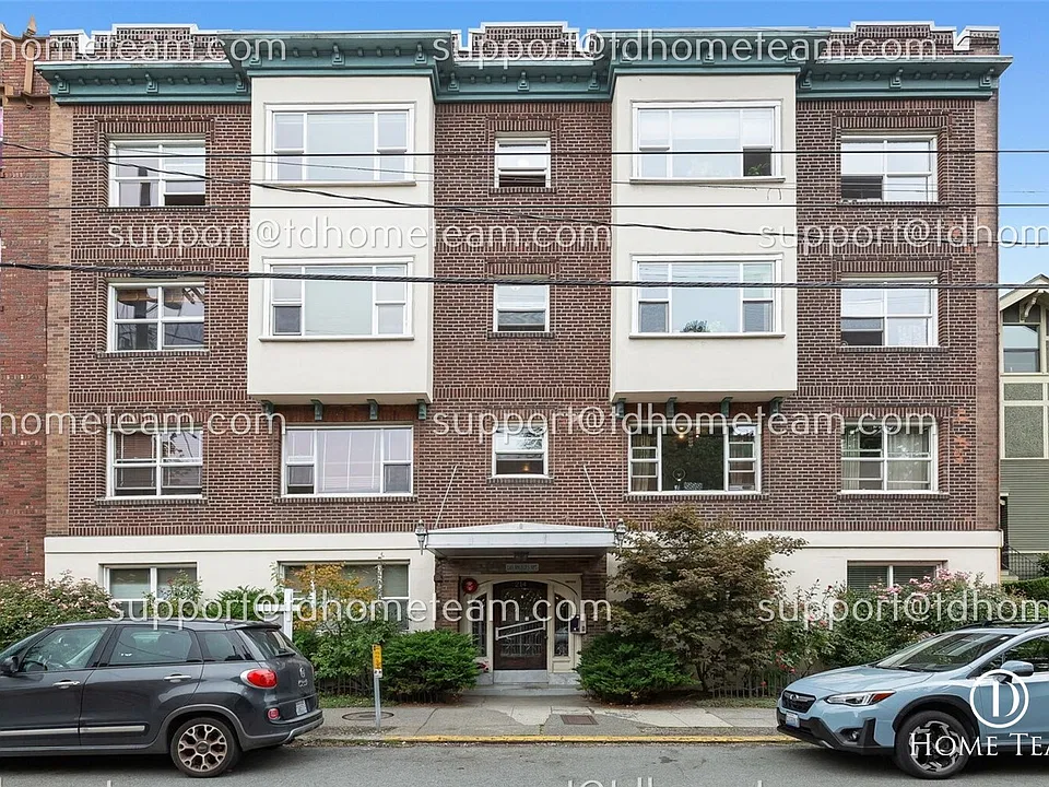 214 Summit Ave E #104