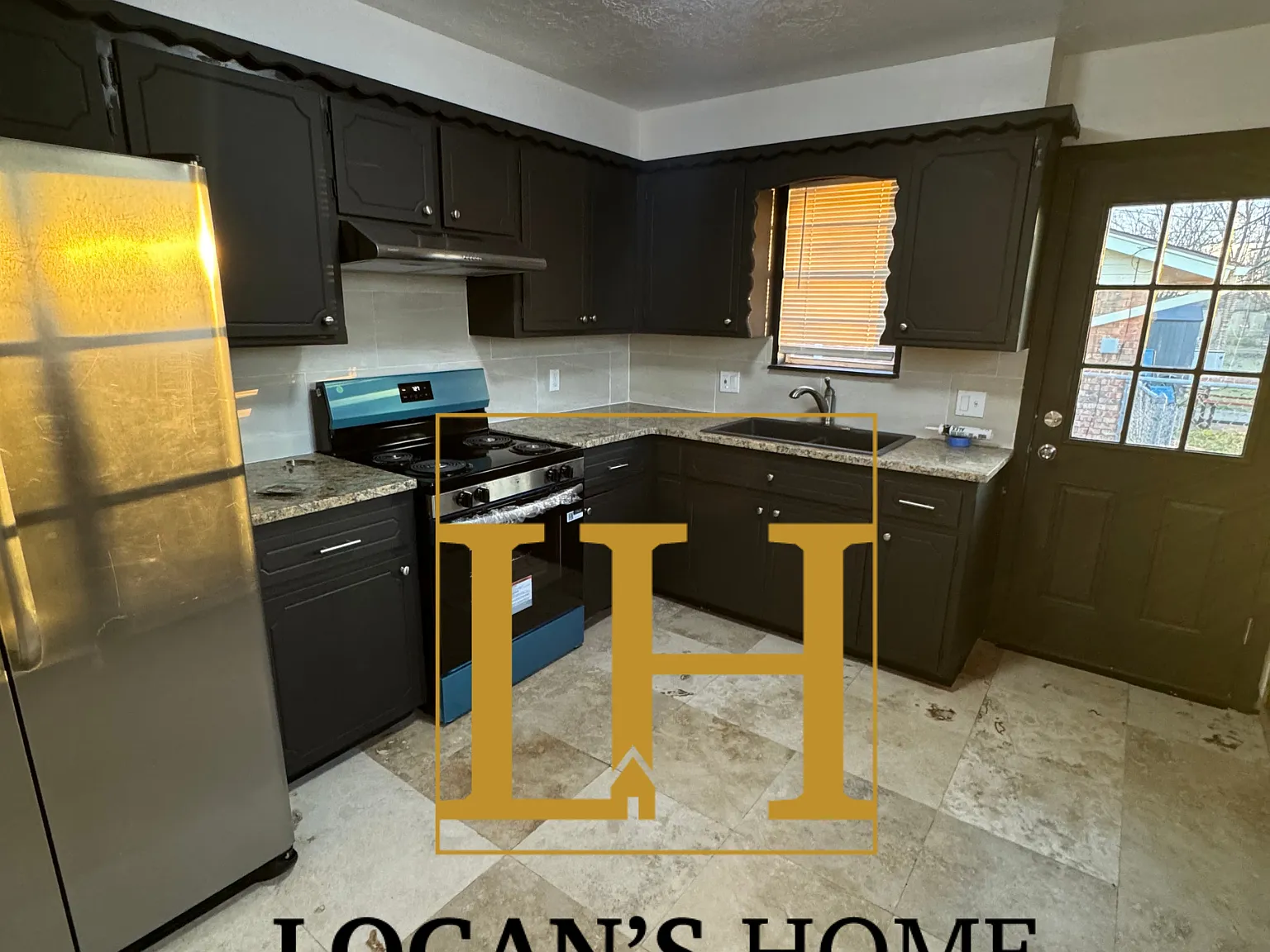 3 bed, 988 sqft, $1,100 — Photo 3