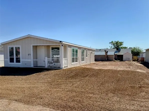 8213 S Carob Dr, Mohave Valley, AZ 86440
