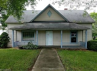 201 N Thomas Ln, Stony Point, NC 28678