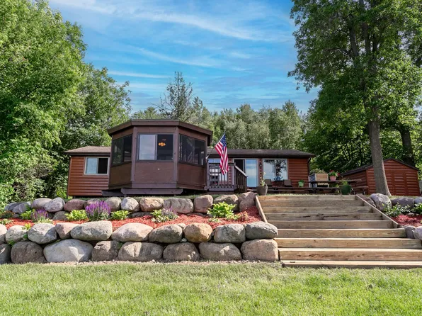 3849 Fanny Lake Rd NE, Cambridge, MN 55008
