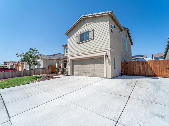 3rd image of 259 Gino Luca St