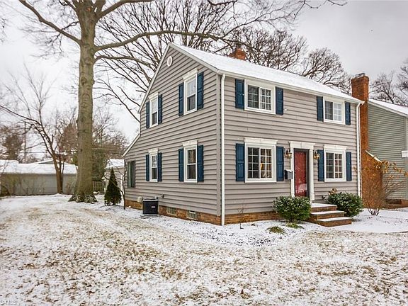 2nd image of 348 Parkside Dr