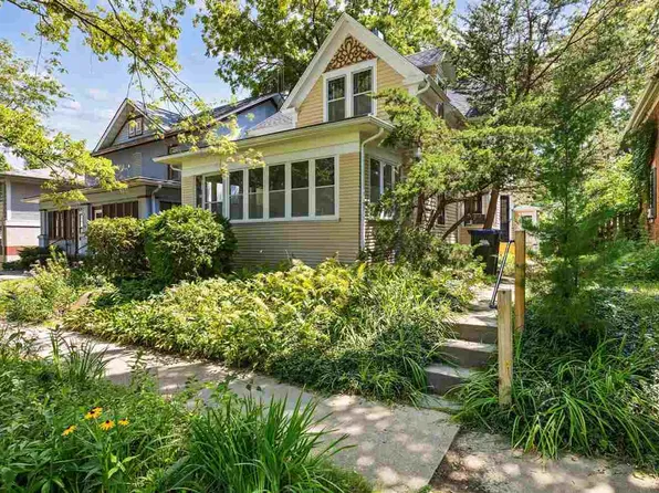 317 Church St, Iowa City, IA 52245