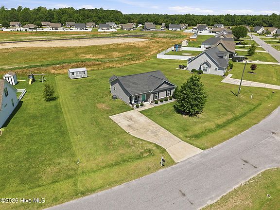 4th image of 198 Asheberne Drive