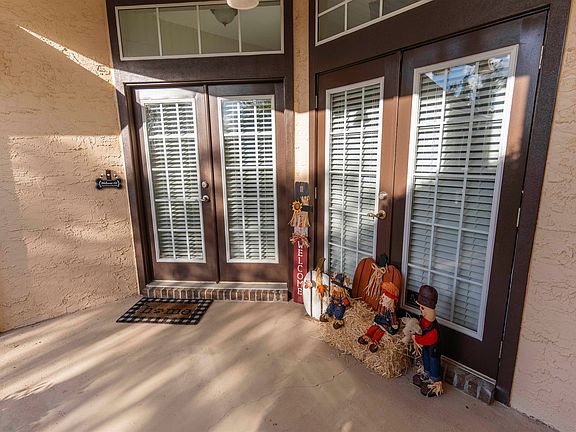 4th image of 1063 Kingdom Dr