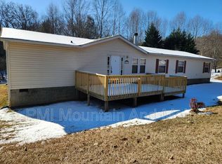 233 S Mills River Rd, Mills River, NC 28759