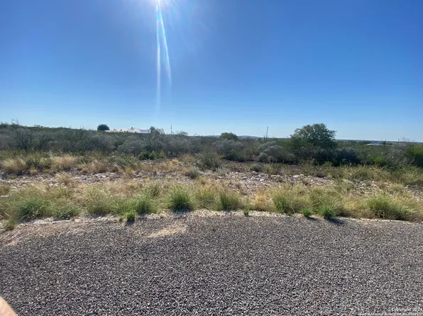 70 GREYSTONE HILLS CIR LOT A6, Uvalde, TX 78801