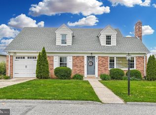 877 Clearmount Rd, York, PA 17403