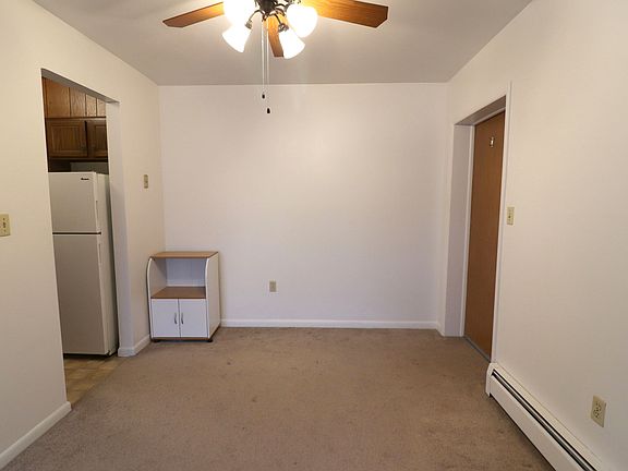 3rd image of 41 Lancaster Ave APT 2