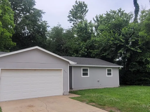 404 S Delaware St, Grove, OK 74344