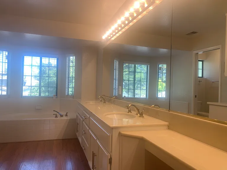 413 Brutus Ct — Photo 21
