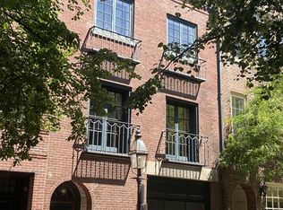 77 Chestnut St, Boston, MA 02108