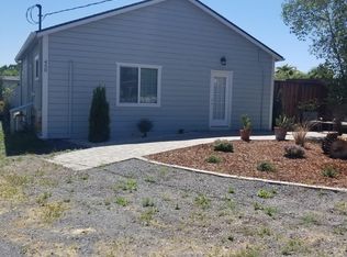 450 Windsor River Rd, Windsor, CA 95492