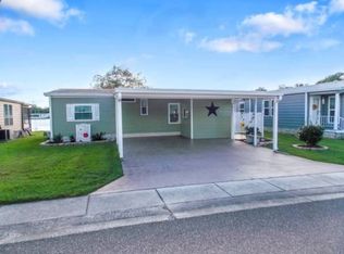 6335 Spring Lake Cir, Zephyrhills, FL 33540