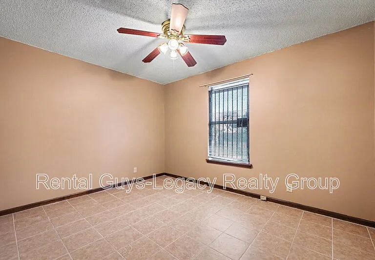6019 Blank Dr — Photo 15