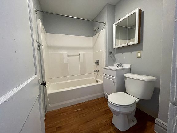 2nd image of 103 N Hosmer St #103