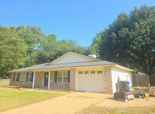 7432 Pecanwood Ln, Haughton, LA 71037
