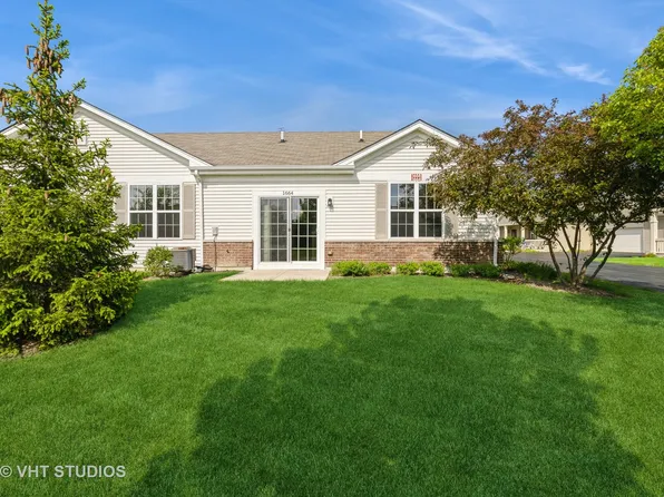 1664 Hannah Ln #1082, Pingree Grove, IL 60140