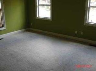 122 Crest Dr, Sterrett, AL 35147