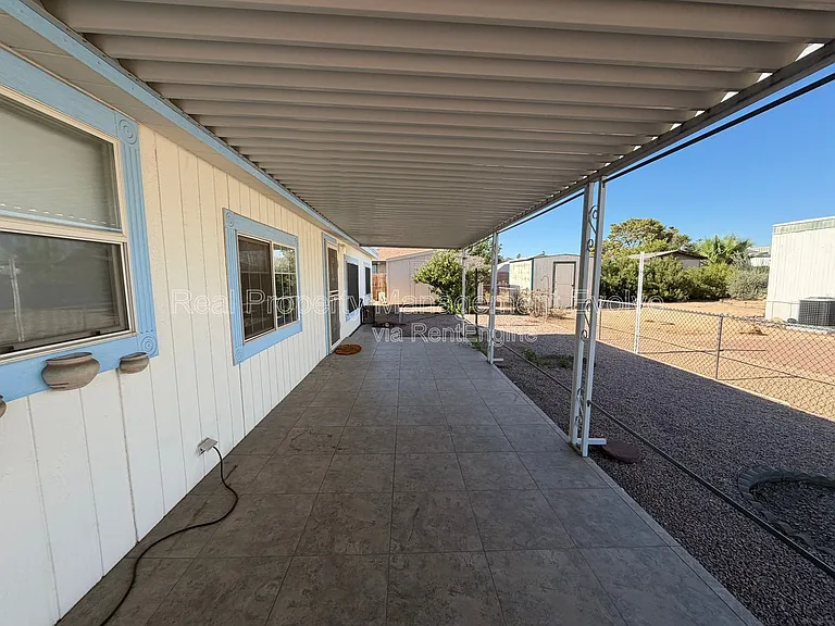 1514 E Muriel Dr — Photo 20