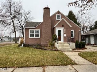 901 3rd Ave NW, Jamestown, ND 58401