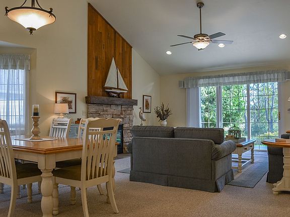 4th image of 2783 Arbor Dr Unit 3002