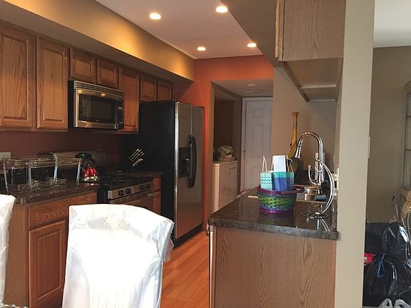 4th image of 12541 S Central Park Ave