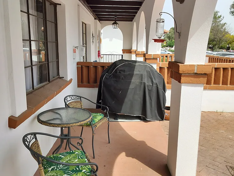 402 S Paseo Pena #C — Photo 3