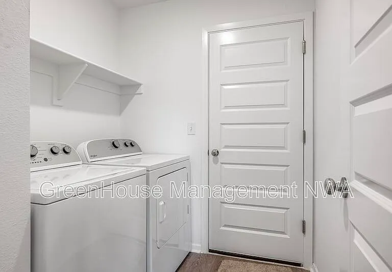 2637 E Gila Way — Photo 18
