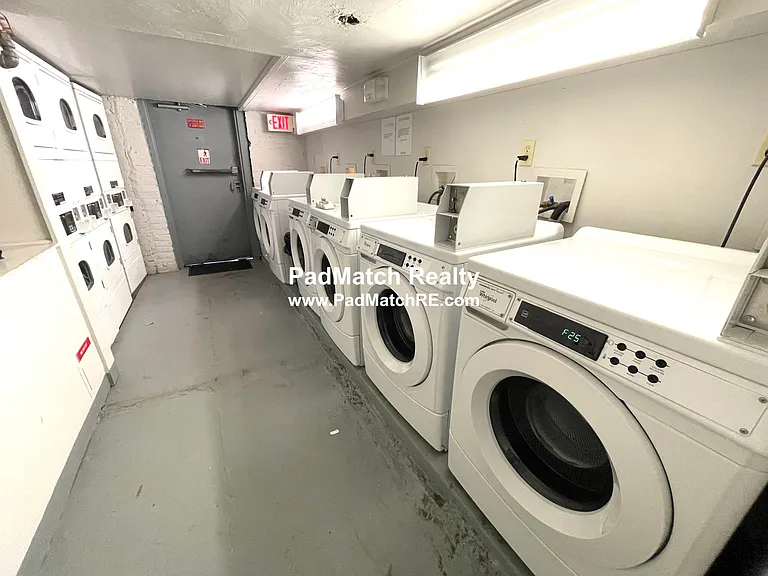 220 South St #6 — Photo 17