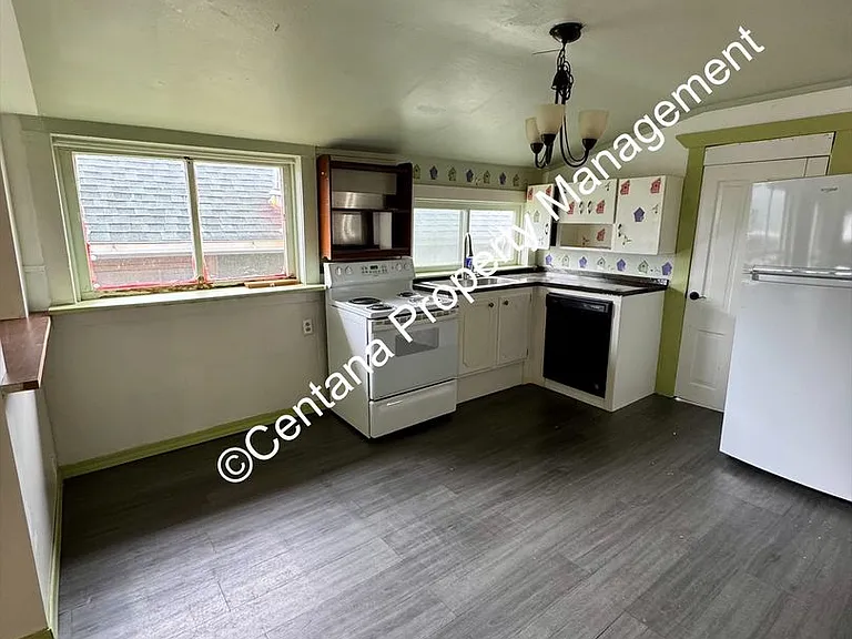 330 W Daly St — Photo 13