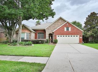 13615 Pemberwick Park Ln, Houston, TX 77070