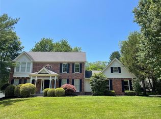 1719 Bristol Ridge Ct, Chesterfield, MO 63017