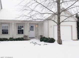 6213 Eagle Ridge Dr, Gurnee, IL 60031