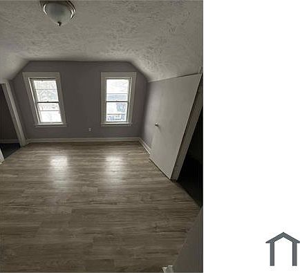 3rd image of 11801 Holborn Ave