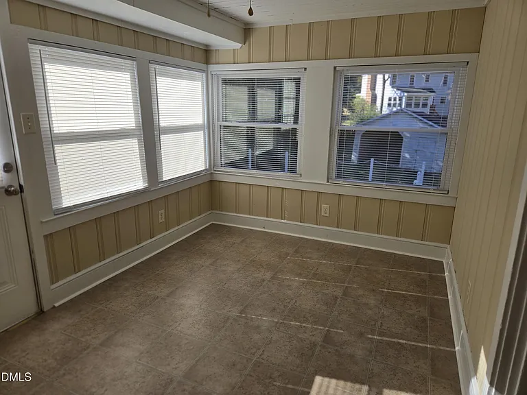 205 N Smithfield Rd — Photo 13