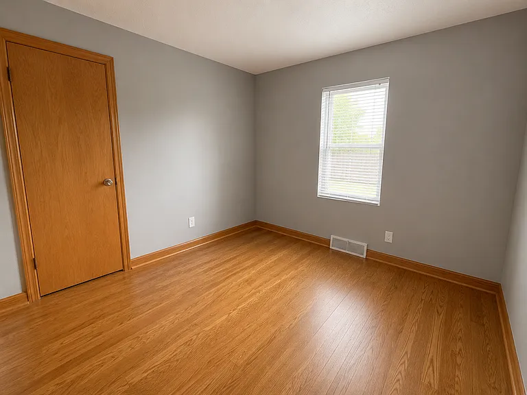 6412 South Dr — Photo 5