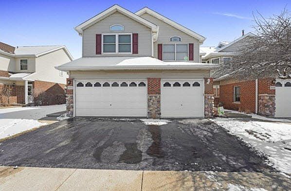 1st image of 11003 Jordan Dr