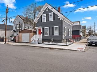 10 Durham St, Lawrence, MA 01843