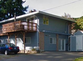 5606 168th St SW #B, Lynnwood, WA 98037