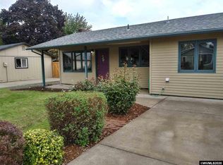 1400 N Manzanita St, Canby, OR 97013