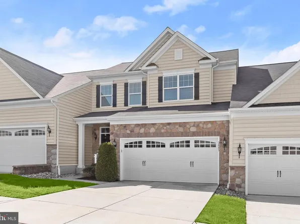 2845 Union Square Rd #66, New Windsor, MD 21776